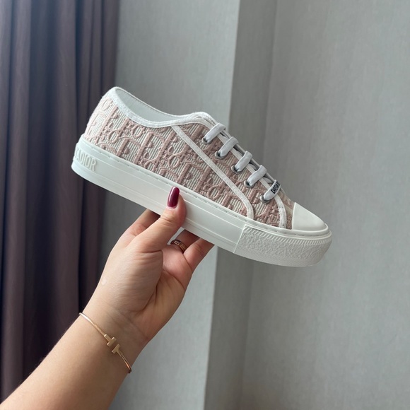Dior Women's Sneakers in Pink and White - Picture 1 of 2